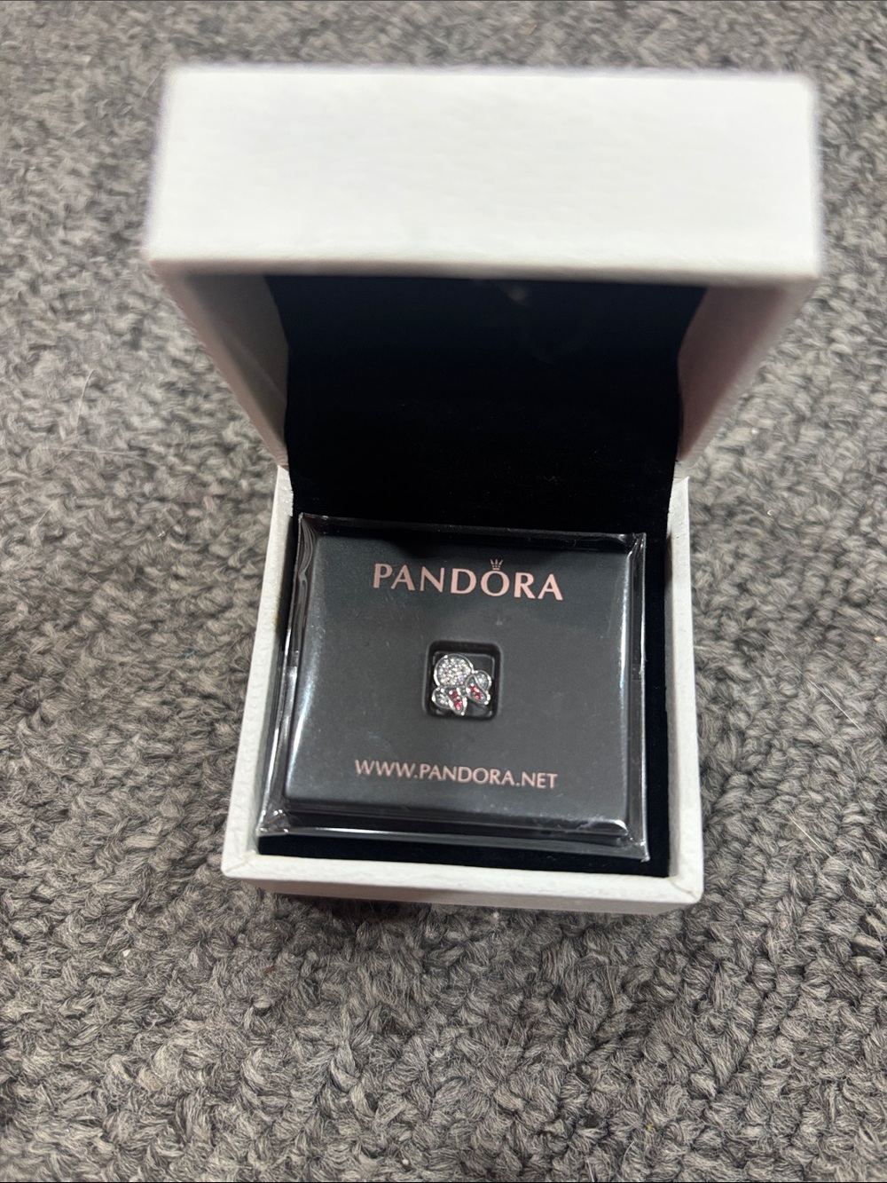 Authentic Pandora Disney Minnie Icon Petite Locket Charm #796520ENMX - NIB